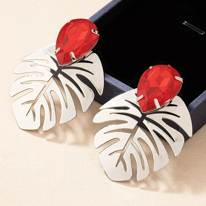 Leafita Vintage Acrylic Metal Earrings - House of Modoe