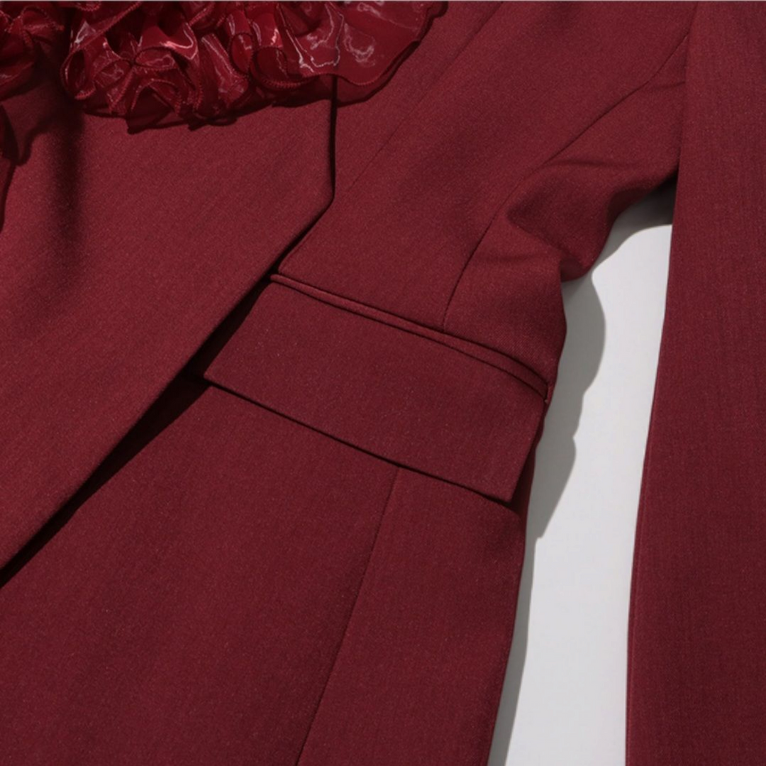 Robe Avra